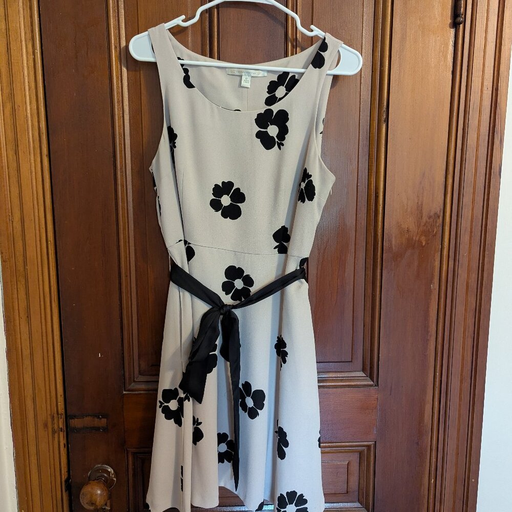 Lauren Conrad Tan dress with Black Flowers and Black Sash - Size 12
